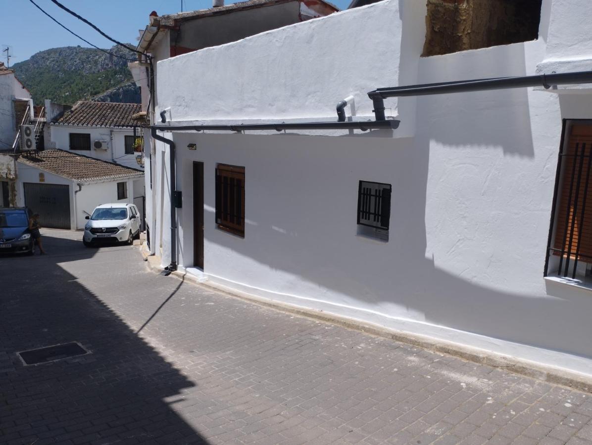 Muy Centrico La Plaza Lägenhet Chulilla Exteriör bild